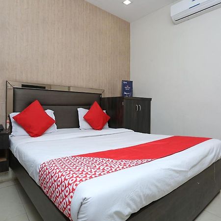 Oyo 6325 Hotel Kiran Rāipur Exterior foto