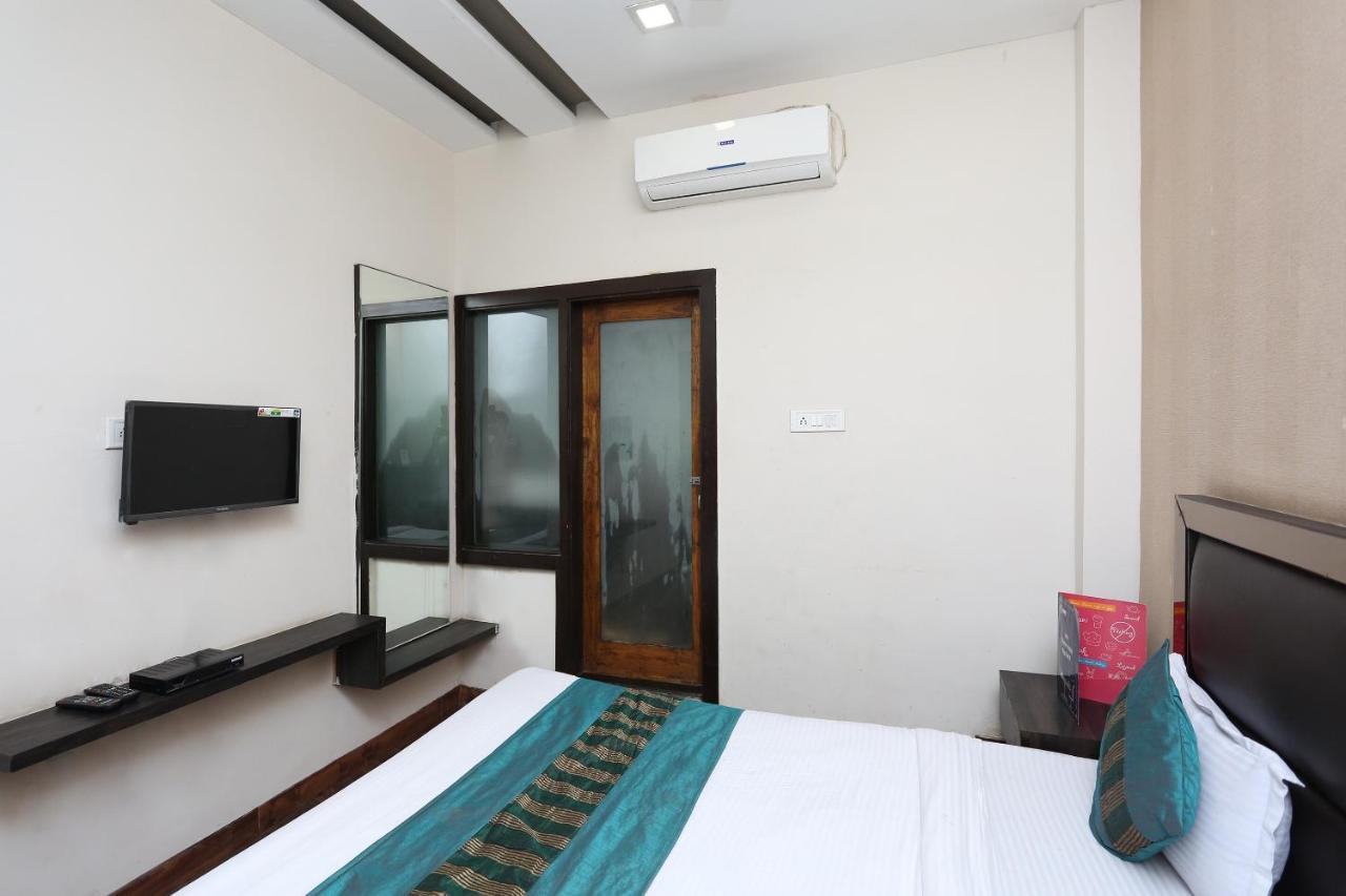 Oyo 6325 Hotel Kiran Rāipur Exterior foto